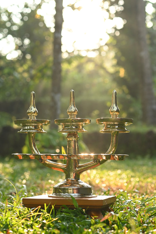 Kavaru Vilakku Brass Oil Lamp